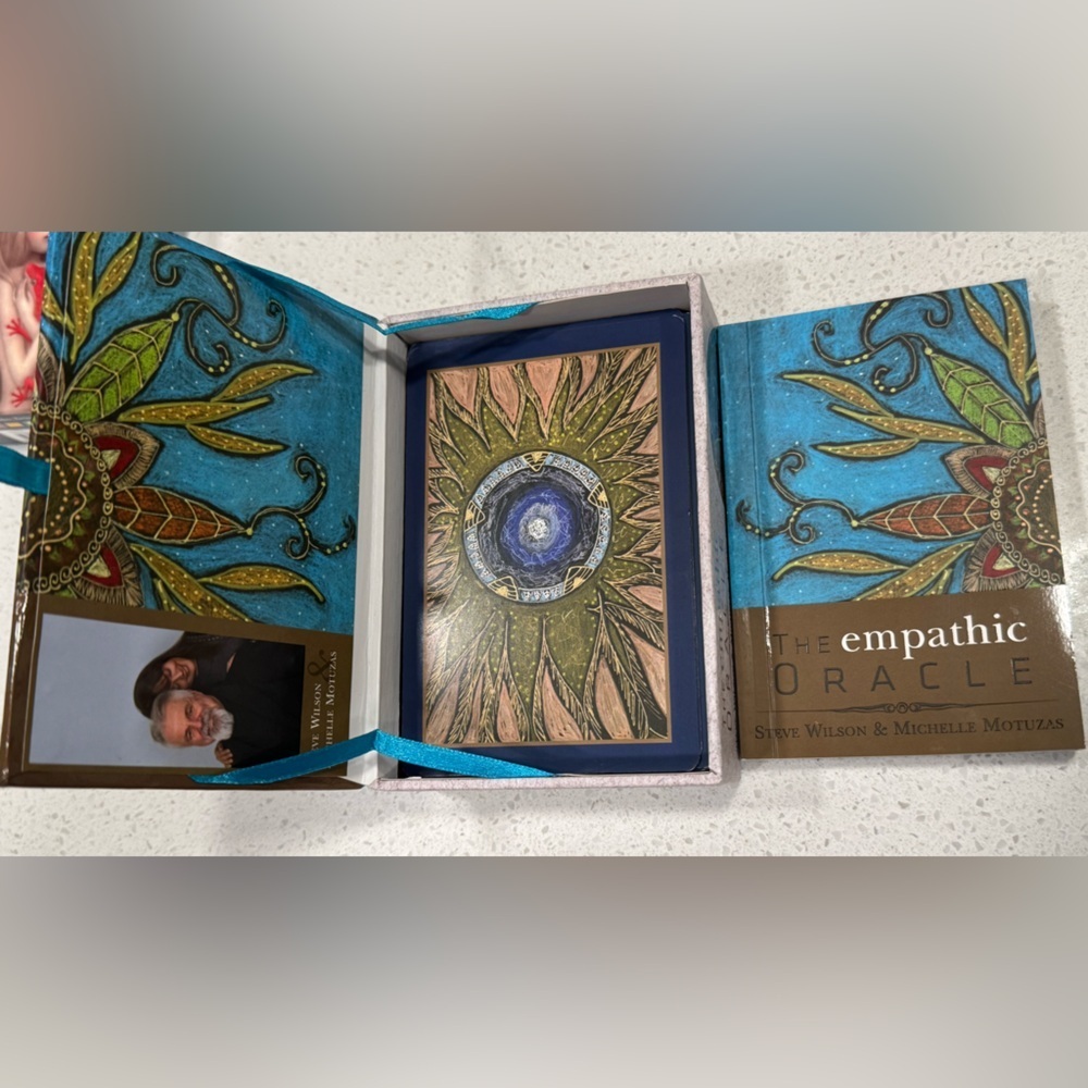 The Empathic Oracle Deck – Steve Wilson & Michelle Motuzas